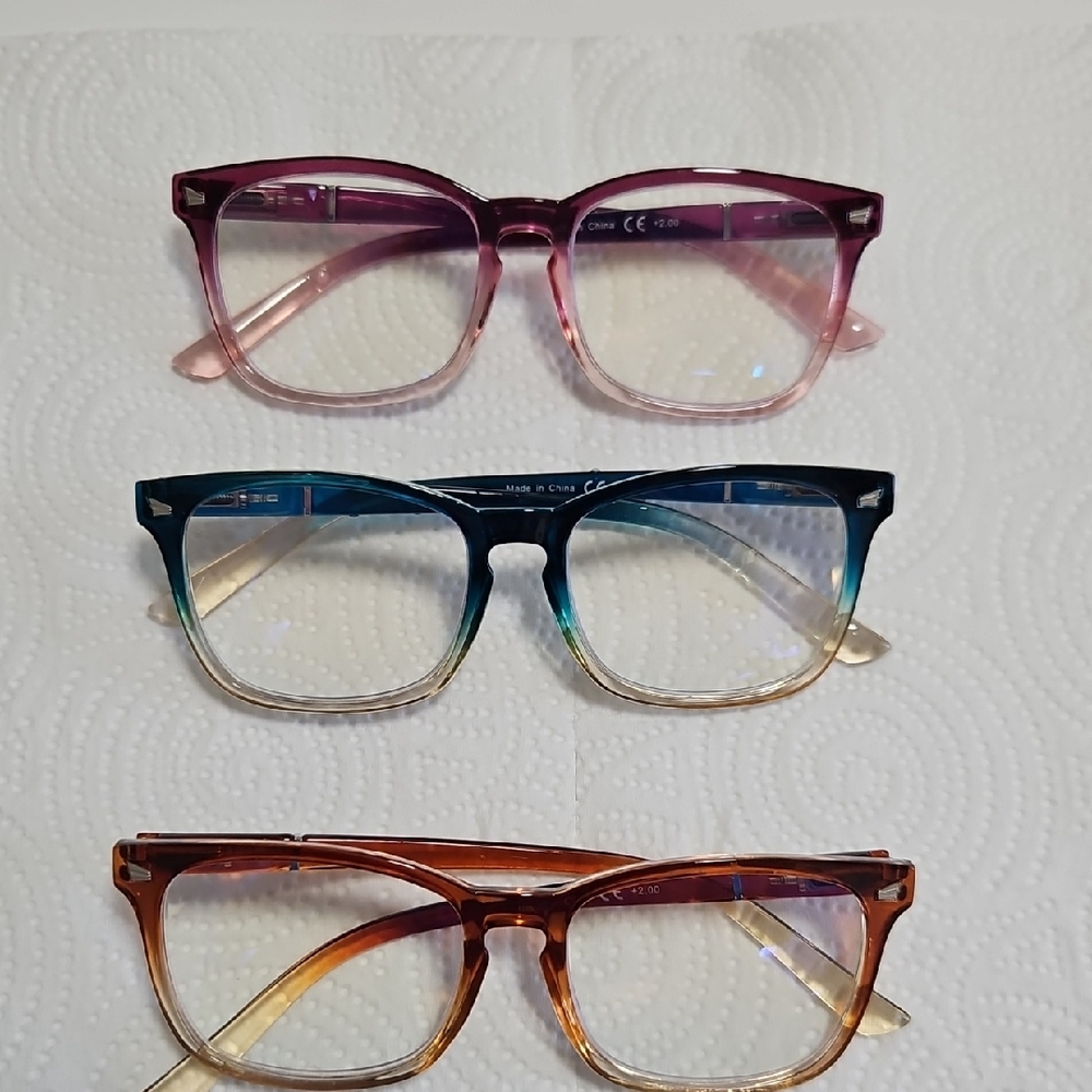 Women’s Ombre Square Reading Glasses — Blue Gradient